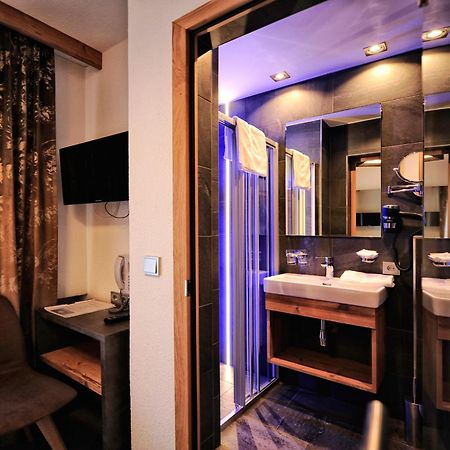 Hotel Fatlar Ισγκλ Εξωτερικό φωτογραφία