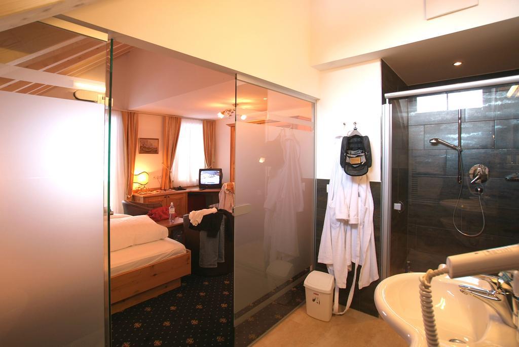 Hotel Fatlar Ισγκλ Δωμάτιο φωτογραφία