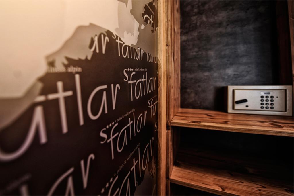 Hotel Fatlar Ισγκλ Εξωτερικό φωτογραφία