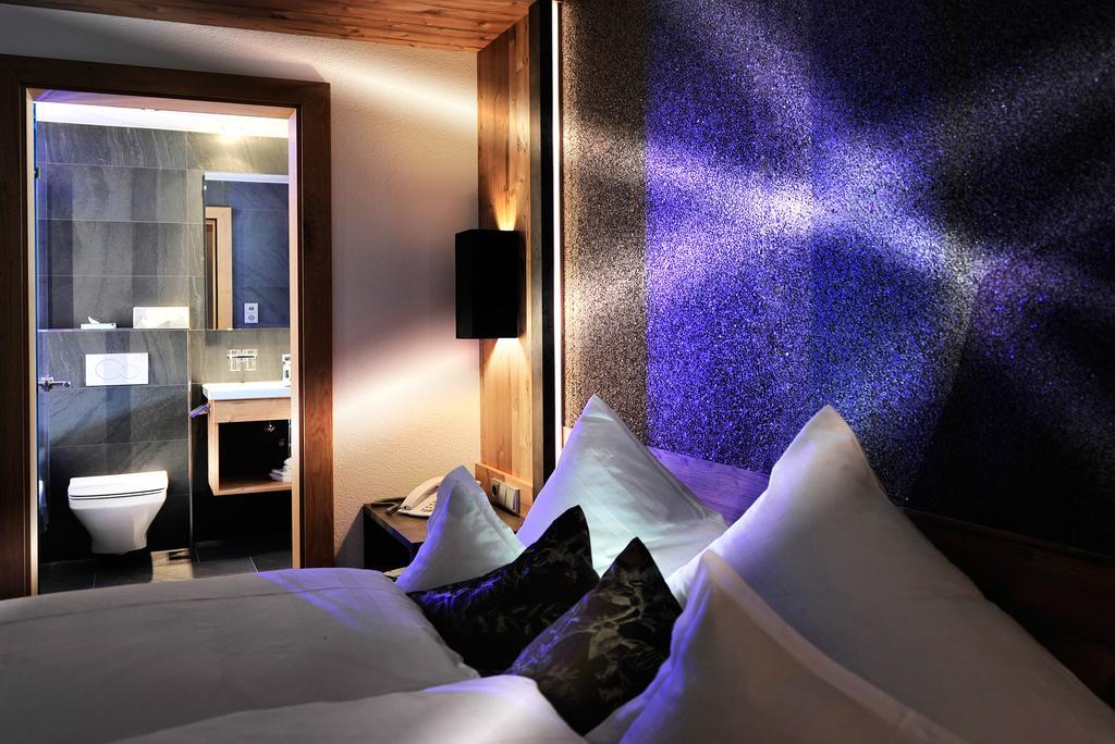 Hotel Fatlar Ισγκλ Εξωτερικό φωτογραφία