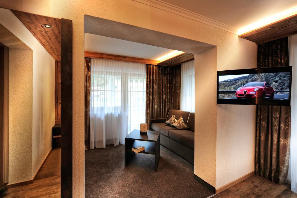 Hotel Fatlar Ισγκλ Εξωτερικό φωτογραφία
